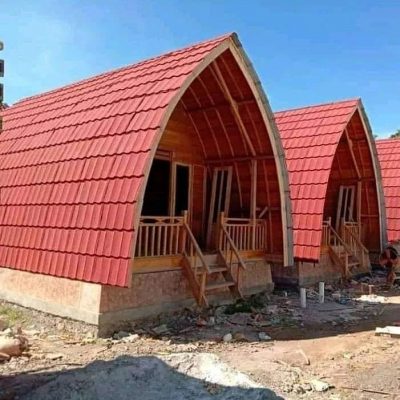 pembuatan rumah adat kayu bambu 2