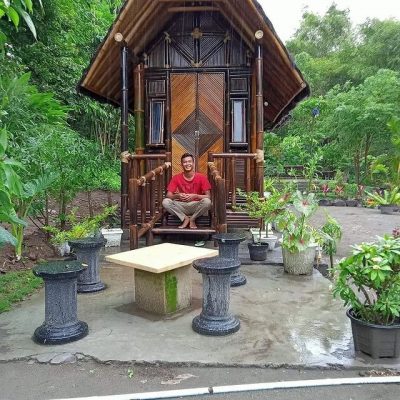 pembuatan rumah adat kayu bambu 3